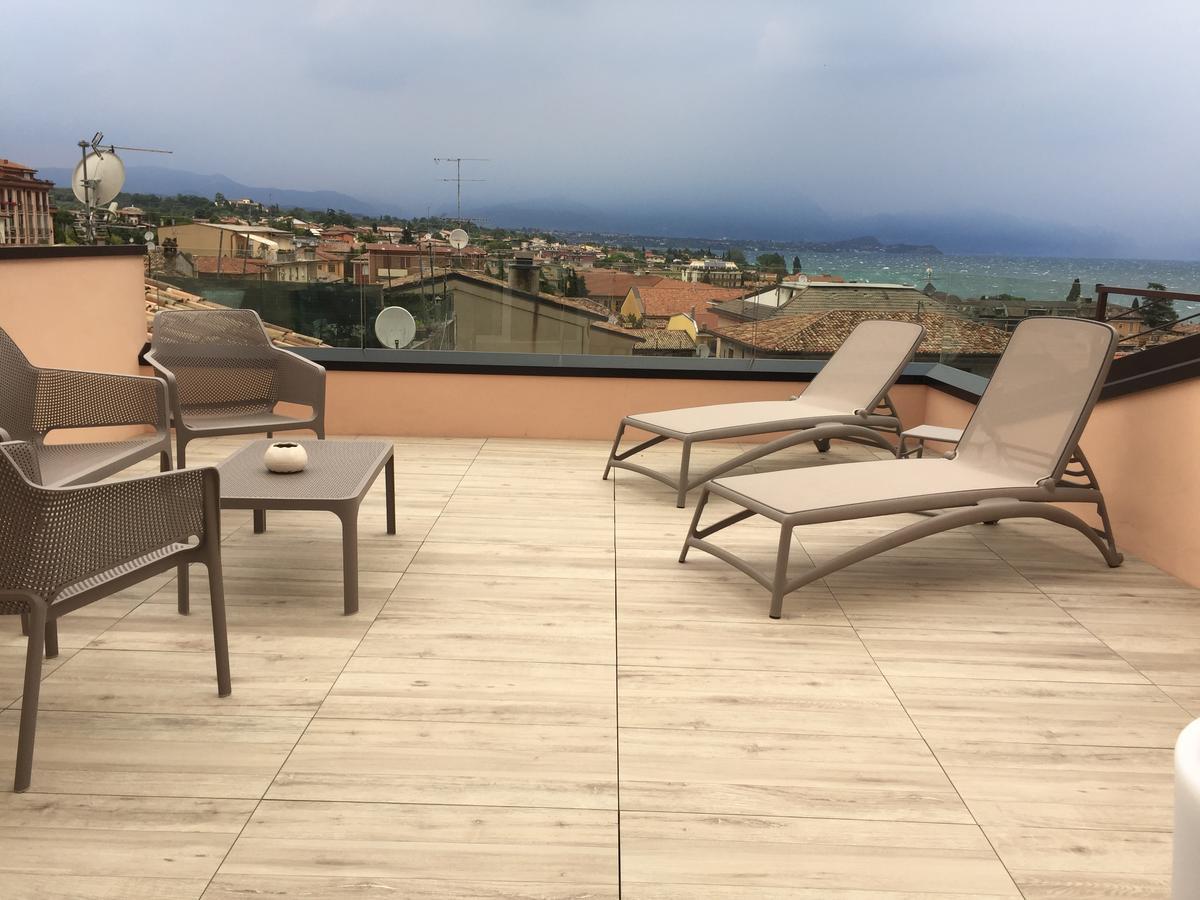 Casa Tunina Desenzano del Garda Exterior foto